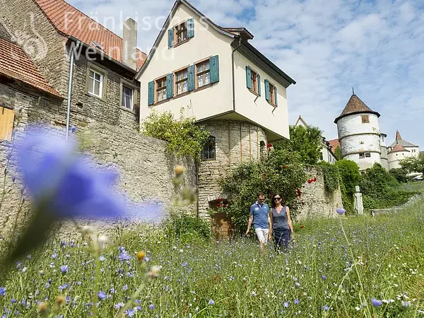 Bummeln an der Stadtmauer in Dettelbach